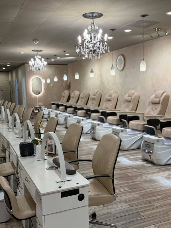 About VIP Nails 2
